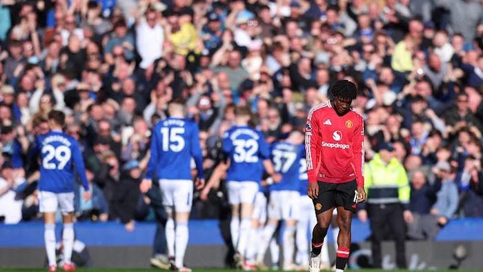 MU hoàn toàn bế tắc trước Everton trong hiệp 1