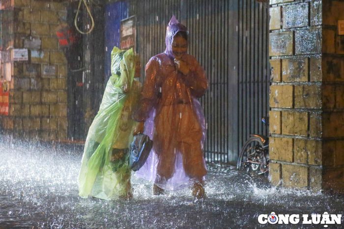  Dự báo, ngày và đêm 23/2, ở khu vực Trung Bộ, Tây Nguyên và Nam Bộ có mưa, mưa vừa, mưa to, có nơi mưa rất to và dông (ảnh minh họa). 