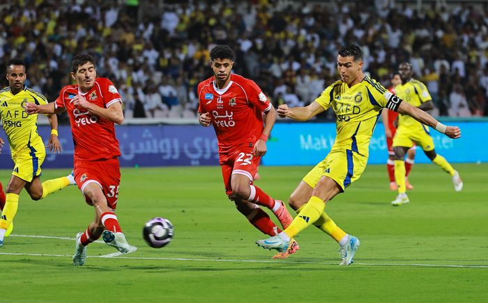  Ronaldo tiếp tục ghi bàn cho Al Nassr. Ảnh: Reuters. 
