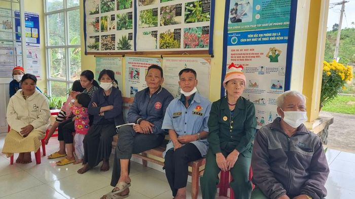 Khoảng 95% dân số của huyện Sơn Tây là đồng bào Cadong.