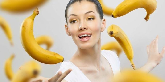 Chuối có hàm lượng vitamin B6 cao, giúp tổng hợp các chất dẫn truyền thần kinh tốt như dopamine và serotonin.