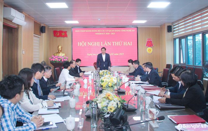 Quang cảnh hội nghị Ban Chấp hành Đảng bộ các cơ quan Đảng tỉnh lần thứ 2, nhiệm kỳ 2020 – 2025. Ảnh: Mai Hoa