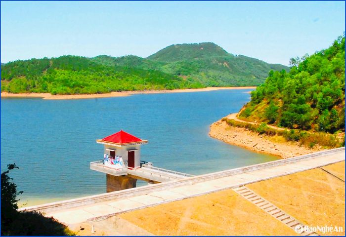 Hồ Xuân Dương, xã Diễn Phú (Diễn Châu). Ảnh: PV
