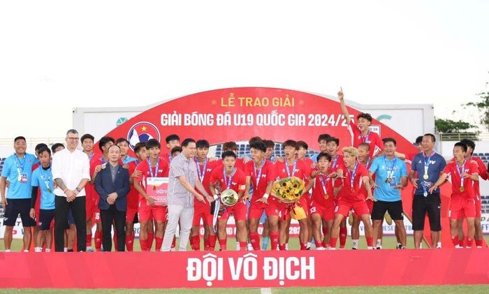 U19 PVF xứng đáng với chức vô địch giải U19 Quốc gia 2025. Ảnh: VFF