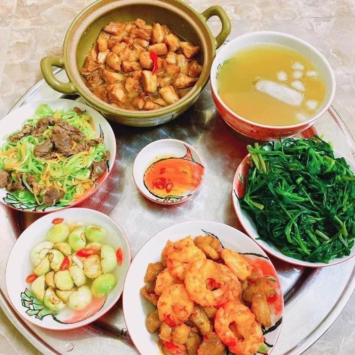 Những món ăn đơn giản nhưng chứa đựng cả tấm lòng người nấu.