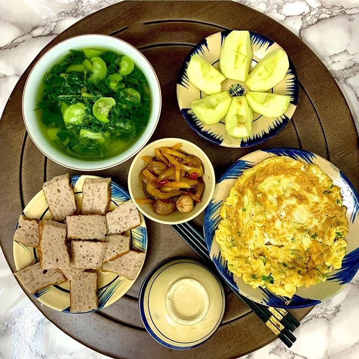 Trên đời này, không gì ngon bằng cơm nhà mẹ nấu.