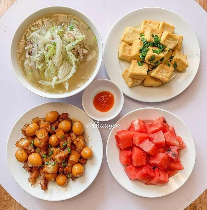 Bình yên là cơm nhà đủ vị.