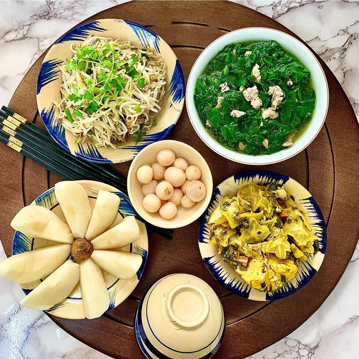 Hạnh phúc đơn giản là được ăn cơm cùng những người thân yêu