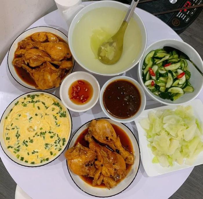 Bữa cơm nhà, sợi dây gắn kết.