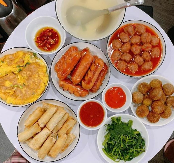 Cơm nhà là vị của yêu thương.