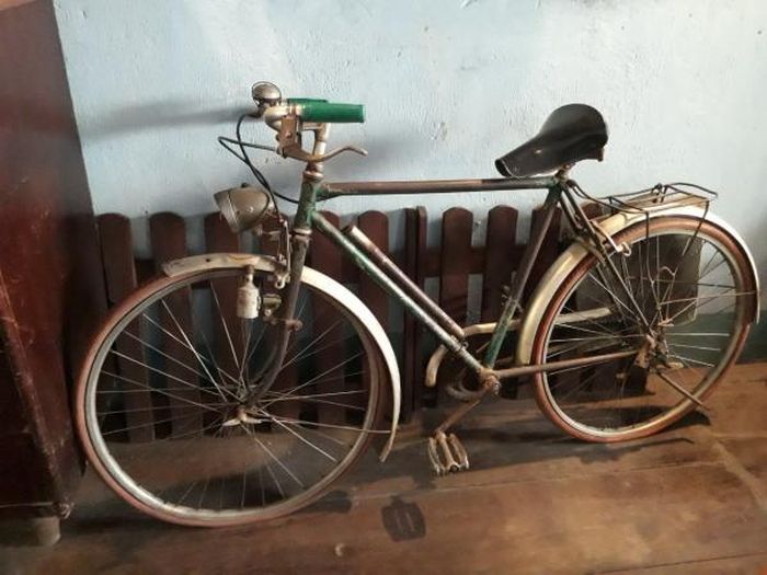 Chiếc xe đạp từng một thời được lực lượng Biệt động Sài Gòn sử dụng trong công tác bí mật được sưu tầm và trưng bày tại Di tích 113A Đặng Dung.