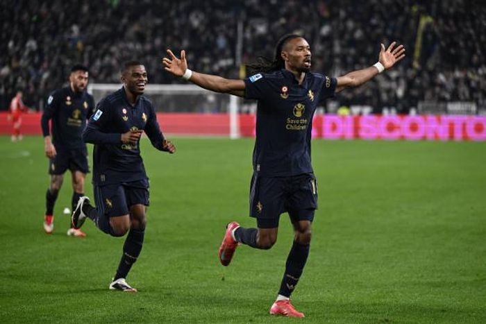 Juventus đánh bại Verona 2-0 ở vòng 27 Serie A