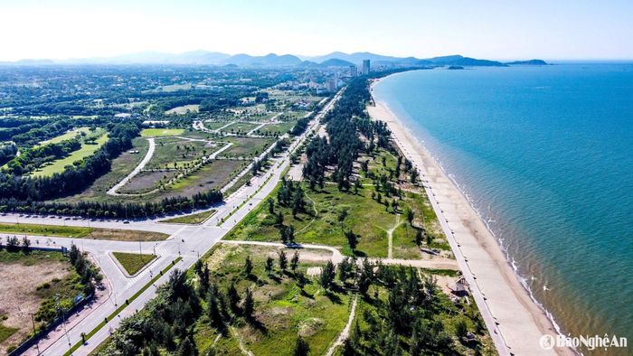 Bãi biển thuộc Công ty CP Golf biển Cửa Lò nhiều năm không được thực hiện đúng quy hoạch. Ảnh: Thành Cường