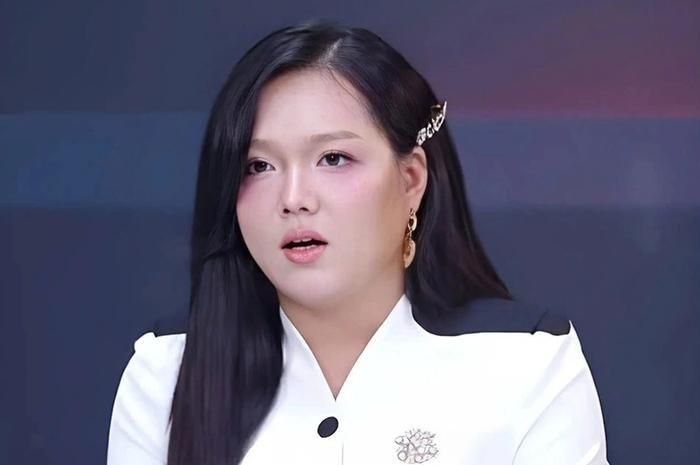 Thời gian gần đây, Phạm Thoại vướng vào ồn ào sao kê tiền từ thiện. 