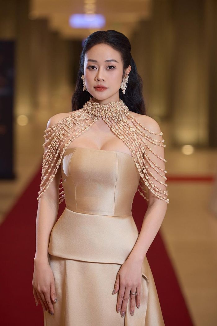MC Phí Linh