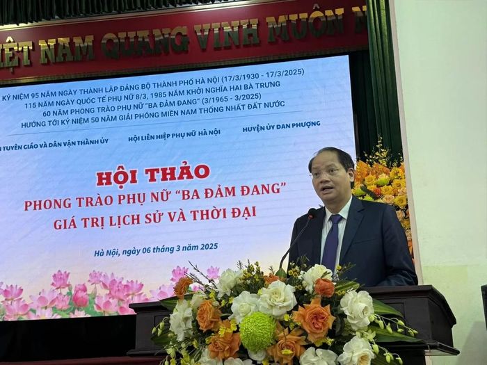 Trưởng Ban Tuyên giáo và Dân vận Thành ủy Hà Nội Nguyễn Doãn Toản phát biểu khai mạc hội thảo. (Ảnh: Diệu Linh)
