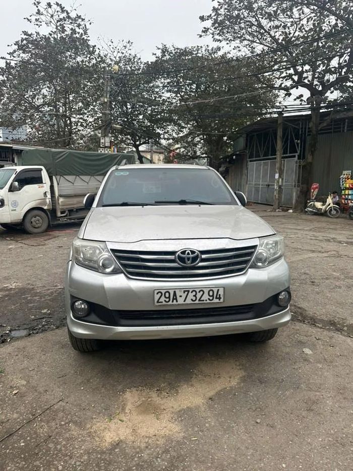 Công an phường Quảng An tìm chủ sở hữu xe ô tô