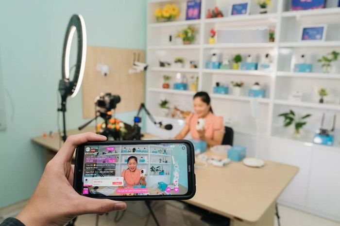 Việc ứng dụng AI trong quản lý lý thuế đã và đang là xu thế của kinh tế số hiện nay. Ảnh minh họa