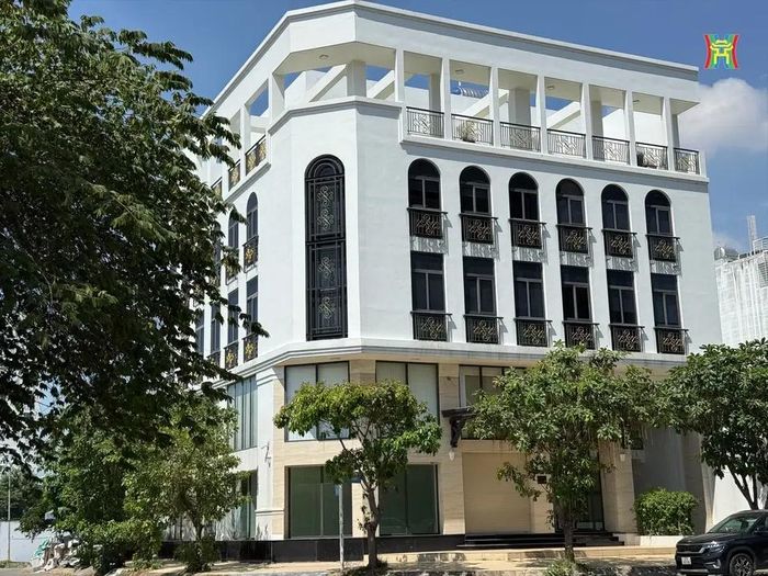 Công ty Cổ phần Tập đoàn Chị Em Rọt (CER Group) được thành lập vào ngày 5/11/2024, đặt trụ sở tại 144-146-148 Đường số 11, Khu phố 5, Phường An Phú, TP Thủ Đức, TP.HCM.