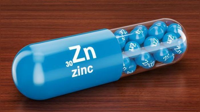 Thiếu biotin có thể dẫn đến tóc giòn, mỏng và thậm chí là gãy tóc.