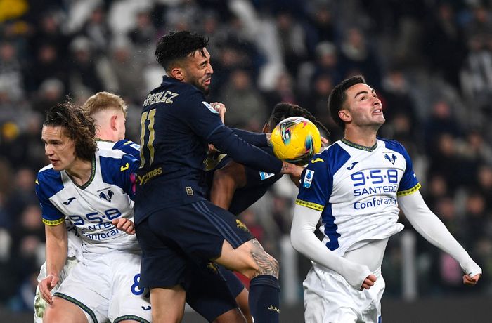  Juventus đang trượt dài. 