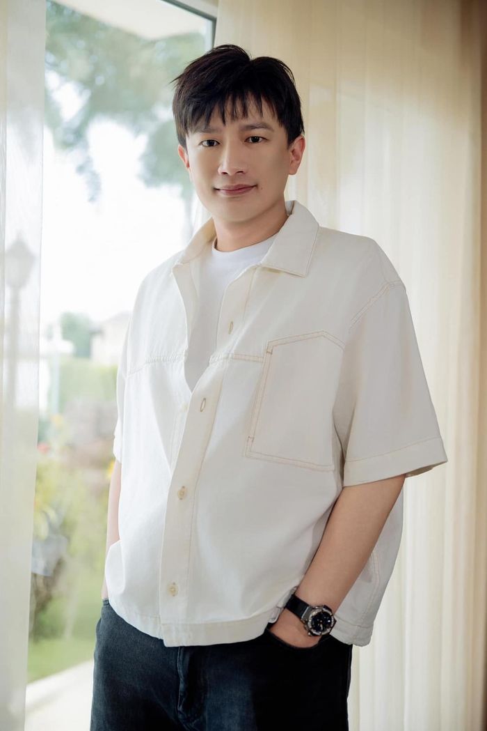Dược sĩ Tiến nêu lên quan điểm về ồn ào kẹo rau củ của Thùy Tiên với kinh nghiệm, kiến thức về dược. Ảnh: FBNV