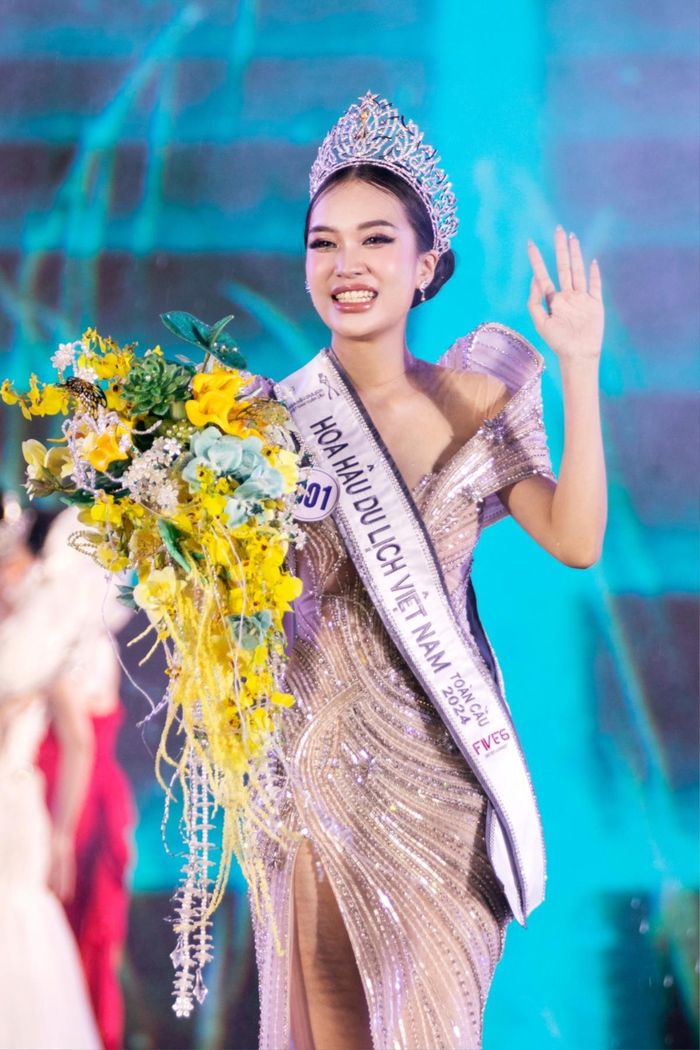 Hoa hậu Võ Cao Kỳ Duyên - đại diện Việt Nam tại Miss Supranational 2025. 
