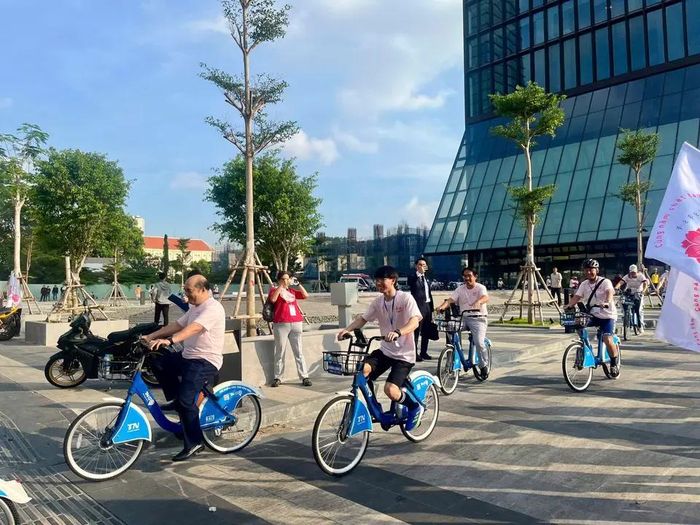 Hoạt động có sự tham gia của hàng trăm người dân TP.HCM cùng cộng đồng người Nhật.
