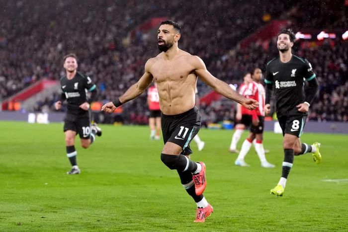 Salah được kỳ vọng tiếp tục tỏa sáng đưa The Kop tiến gần hơn đến ngôi vương