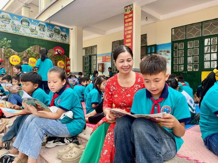 Miễn học phí, quyết sách nhân văn hướng tới nền giáo dục công bằng