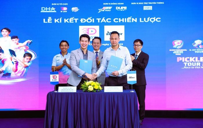 Buổi lễ công bố hợp tác giữa các đơn vị diễn ra vào sáng 10-3. Ảnh: TA