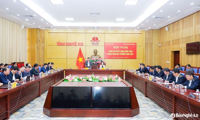 Toàn cảnh hội nghị công bố quyết định kiểm toán ngân sách địa phương năm 2024. Ảnh: Phạm Bằng