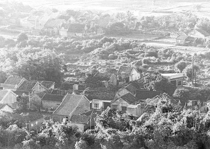 Tác phẩm “Vùng ven sông Hoài” chụp năm 1973