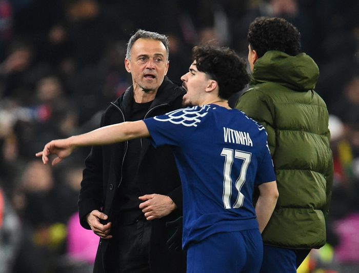Luis Enrique tạo ra đội bóng đúng nghĩa.