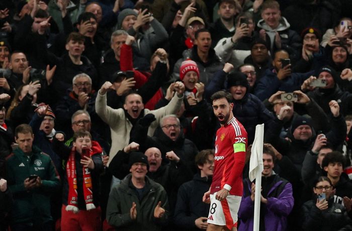  Manchester United đang quá phụ thuộc vào Bruno Fernandes. 