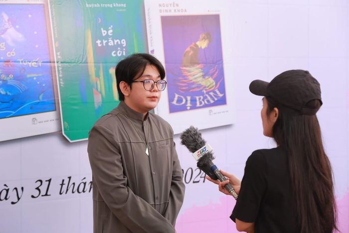 Tác giả Phát Dương