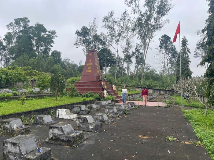 Nghĩa trang rú Họ, còn được gọi là Nghĩa trang Tử sĩ. Ảnh: Tiến Đông