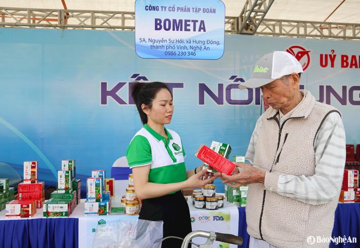 Sản phẩm OCOP Nghệ An ngày càng khẳng định được thương hiệu, uy tín trên thị trường. Ảnh: T.P