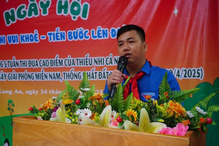 Phó Bí thư Tỉnh Đoàn, Chủ tịch Hội đồng Đội tỉnh - Phạm Văn Hậu phát biểu tại Ngày hội