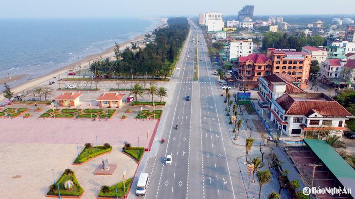 Hạ tầng giao thông tại biển Cửa Lò được nâng cấp đồng bộ, sẵn sàng cho mùa du lịch. Ảnh: Quang An