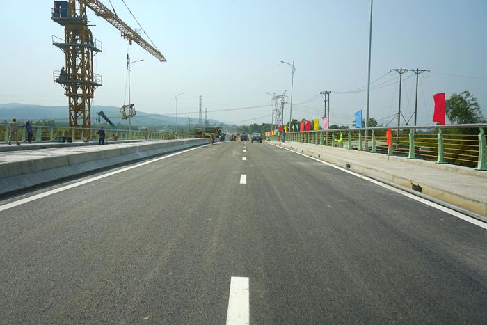 Công trình được triển khai thi công từ tháng 12-2023 và dự kiến hoàn thành trong tháng 5-2025. Theo chủ đầu tư, tính đến tháng 3-2025, khối lượng đã thi công đạt 84% giá trị hợp đồng. 