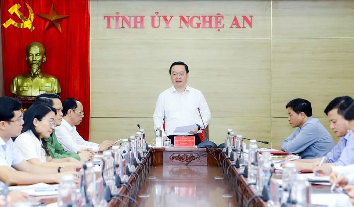 Bí thư Tỉnh ủy Nghệ An Nguyễn Đức Trung phát biểu kết luận. Ảnh: Phạm Bằng