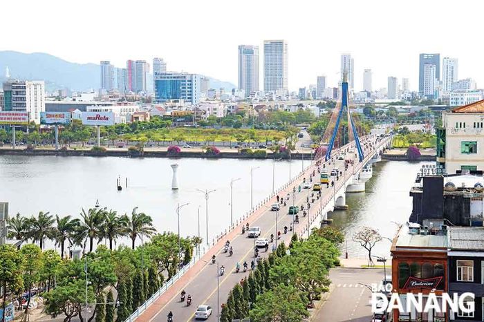Không gian đô thị Đà Nẵng được mở rộng tạo nên những dấu ấn về diện mạo và phát triển đô thị. Ảnh: HOÀNG HIỆP