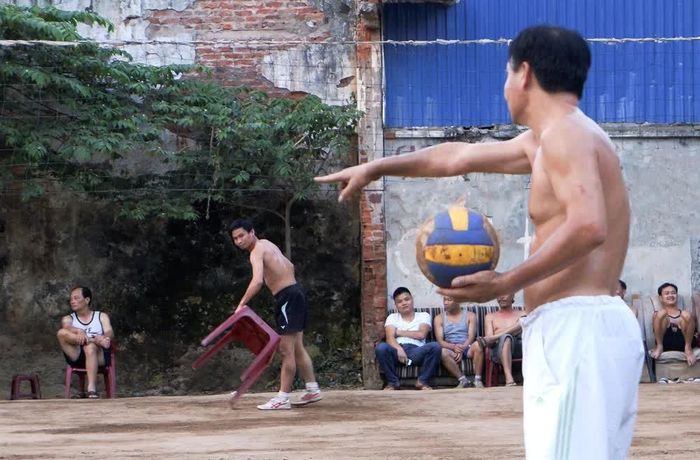 Những cầu thủ “bóng bàn” sẽ thi đấu với cầu thủ bóng chuyền bình thường mà không đấu với nhau