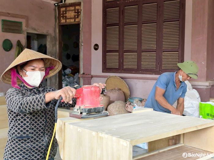 Dù công việc vất vả nhưng bà Nguyễn Thị Phương vẫn luôn đam mê và muốn gắn bó với nghề. Ảnh: Diệp Thanh