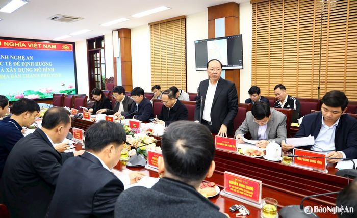 Đồng chí Bùi Thanh An - Ủy viên Ban Thường vụ Tỉnh ủy, Phó Chủ tịch Thường trực UBND tỉnh chủ trì cuộc làm việc với lãnh đạo thành phố Vinh. Ảnh: Nguyên Nguyên