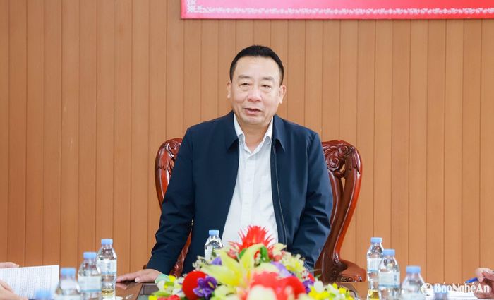 Đồng chí Nguyễn Văn Đệ - Phó Chủ tịch UBND tỉnh, Tổ trưởng Tổ công tác số 3 kết luận cuộc làm việc với UBND huyện Diễn Châu. Ảnh: Thành Duy