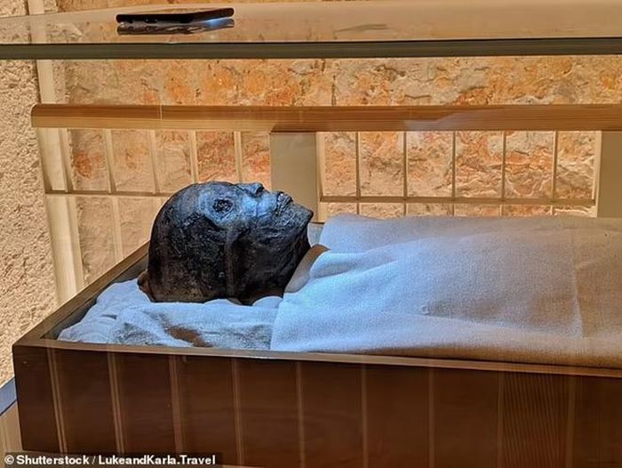 Hinhaf ảnh xác ướp của Vua Tutankhamun