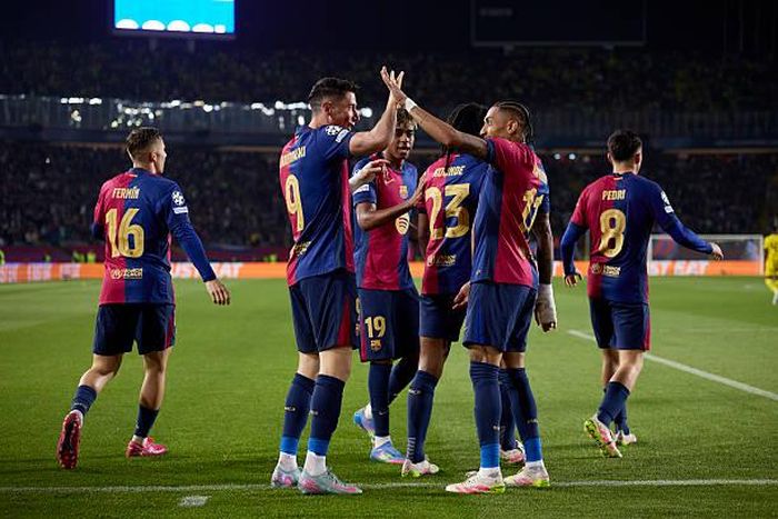 Barca đè bẹp Dortmund 4-0 ở tứ kết lượt đi cúp C1