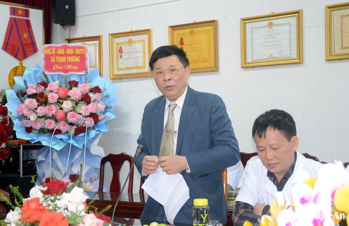 Bác sĩ Nguyễn Huy Phúc - Giám đốc Bệnh viện Đa khoa Nghi Lộc nêu những khó khăn trong công tác tuyển dụng nhân lực. Ảnh: Thành Chung